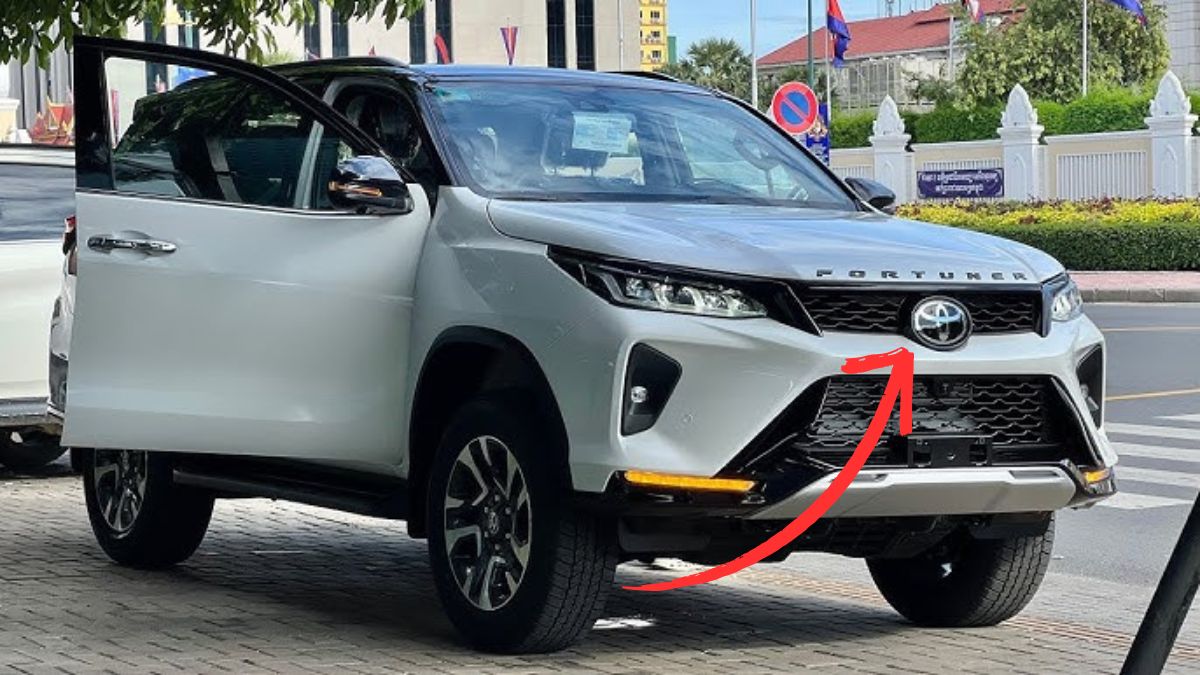 Toyota Fortuner Legender